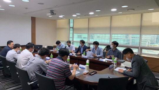 30일 서울 상암동 전자회관에서 열린 전자산업 인적자원개발협의체 제1차 운영위원회. [한국전자정보통신산업진흥회 제공]